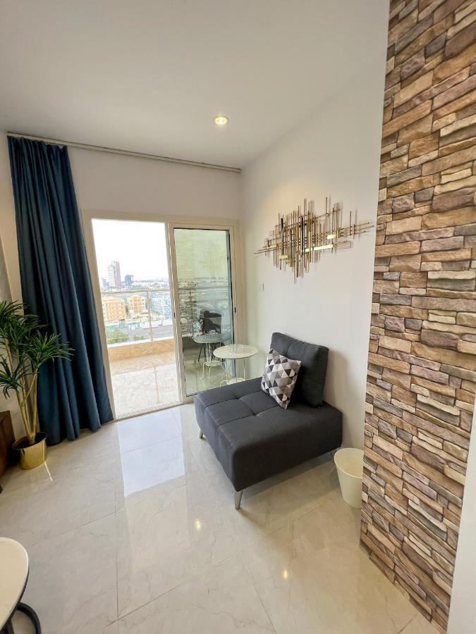 Апартаменты Almasarat Tower Sea View Джедда Экстерьер фото