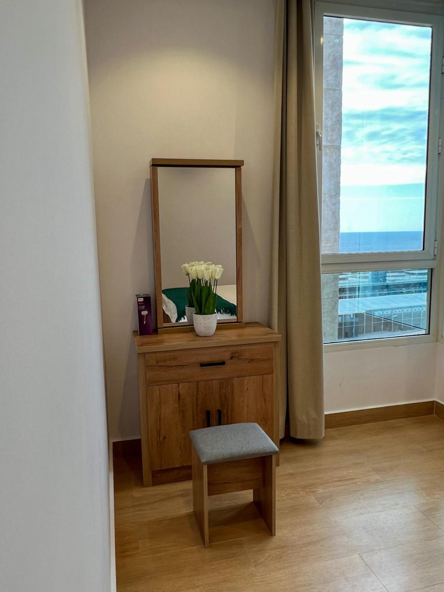 Апартаменты Almasarat Tower Sea View Джедда Экстерьер фото